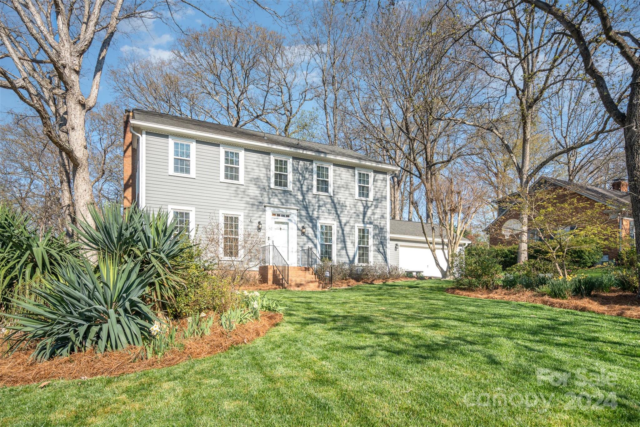 5818 Gate Post Road Charlotte, NC 28211 - Photo 5 of 39 Gallery Image 5