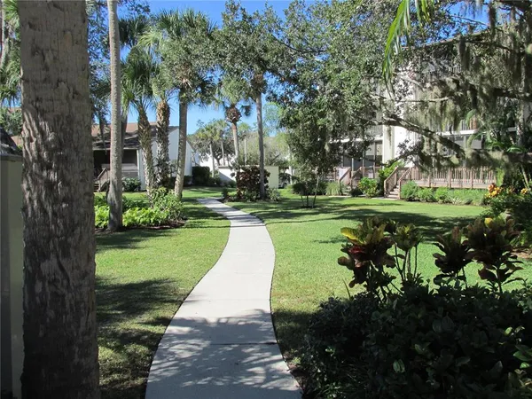 $1,900 | 812 Bird Bay Way, Unit 309, Venice, FL 34285