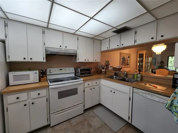 $1,900 | 812 Bird Bay Way, Unit 309, Venice, FL 34285