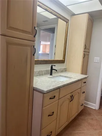 $2,400 | Undisclosed Address, Palm Harbor, FL 34683