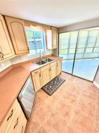 $2,400 | Undisclosed Address, Palm Harbor, FL 34683