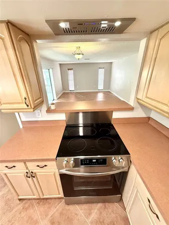 $2,400 | Undisclosed Address, Palm Harbor, FL 34683