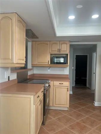 $2,400 | Undisclosed Address, Palm Harbor, FL 34683