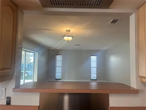 $2,400 | Undisclosed Address, Palm Harbor, FL 34683