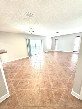 $2,400 | Undisclosed Address, Palm Harbor, FL 34683