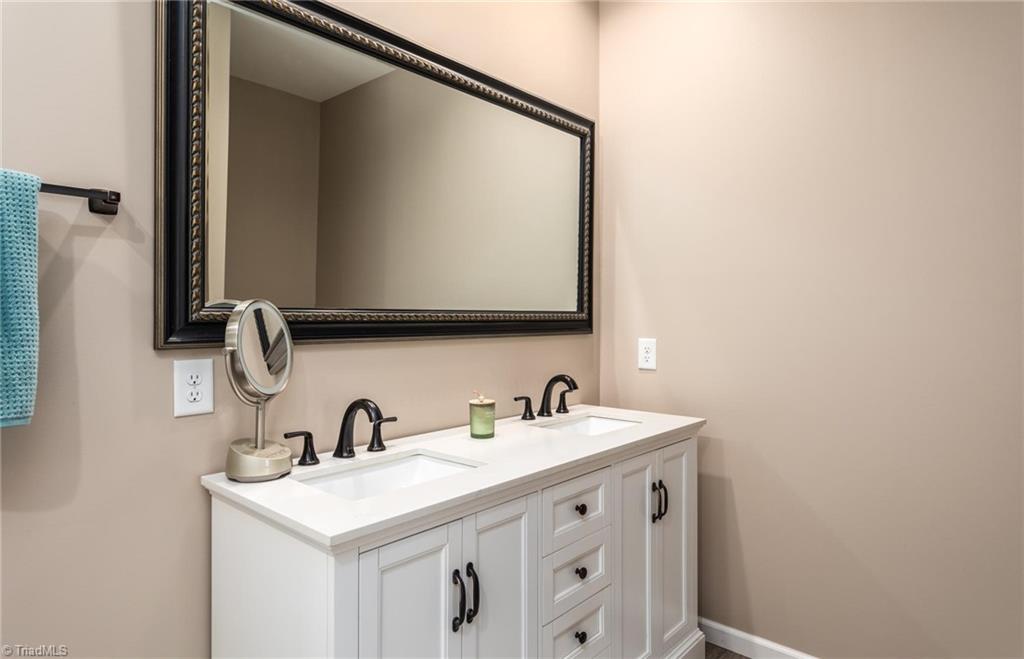 602 Bethany Road Reidsville, NC 27320 - Photo 15 of 36