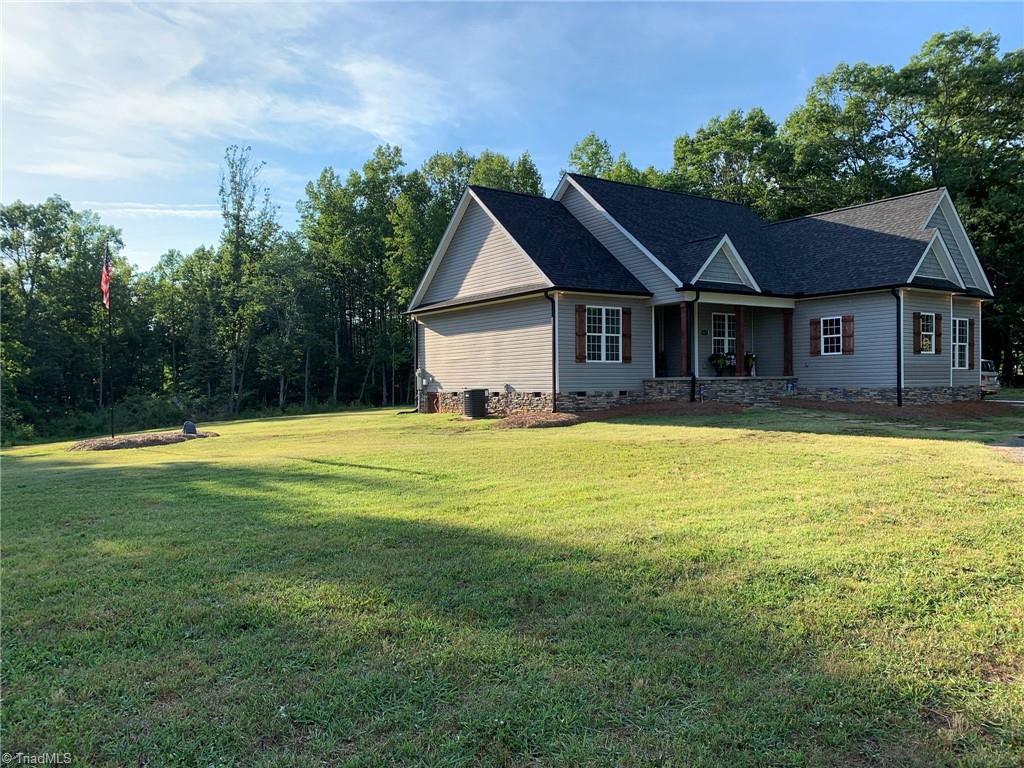 602 Bethany Road Reidsville, NC 27320 - Photo 2 of 36