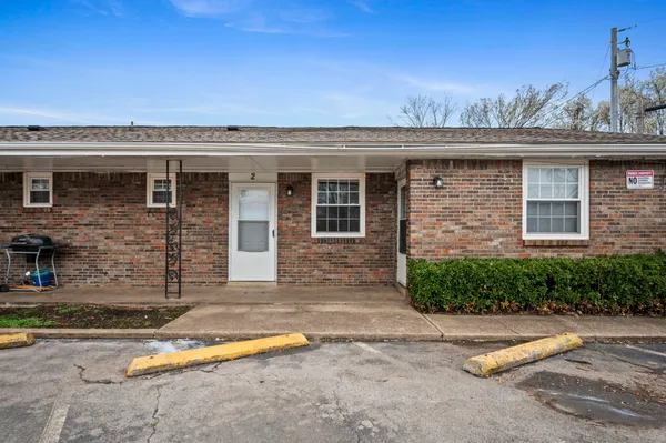 $725 | 701 Power Street, Unit 2, Clarksville, TN 37042