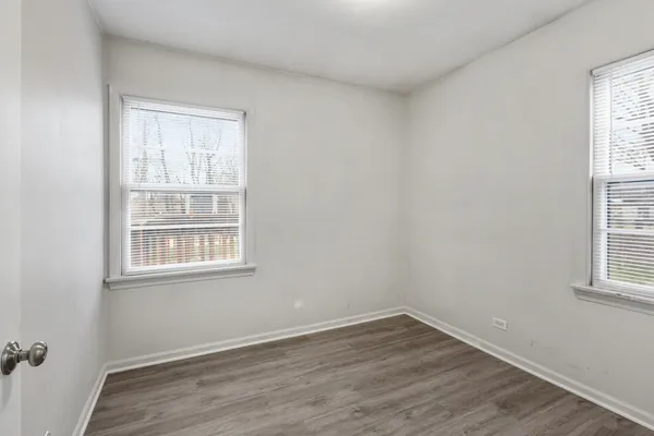 $235,000 | 1061 Houston Avenue, Elgin, IL 60120