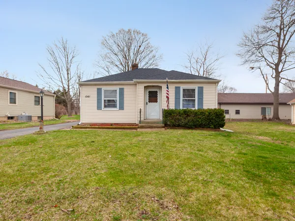 $235,000 | 1061 Houston Avenue, Elgin, IL 60120