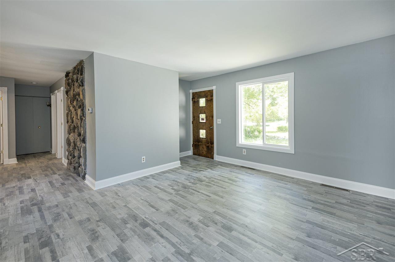 12251 Dice Road Freeland, MI 48623 - Photo 29 of 32