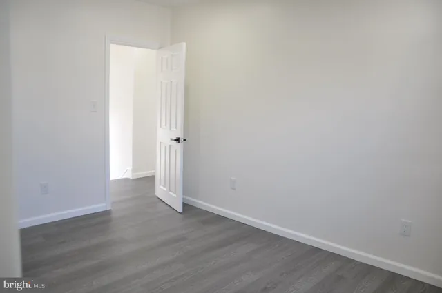 $330,000 | 301 Laurel Avenue, Woodlynne, NJ 08107