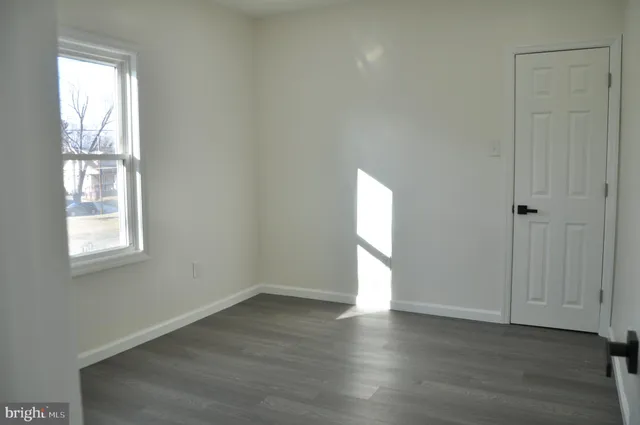 $330,000 | 301 Laurel Avenue, Woodlynne, NJ 08107