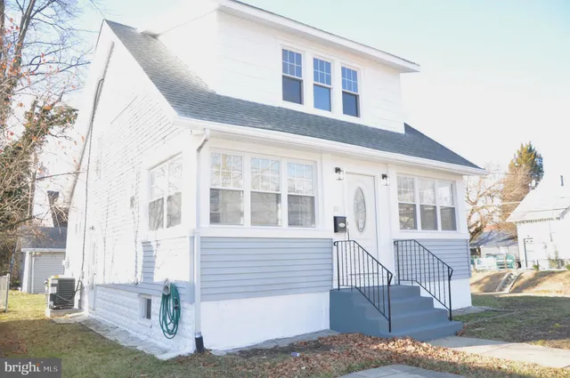 $330,000 | 301 Laurel Avenue, Woodlynne, NJ 08107
