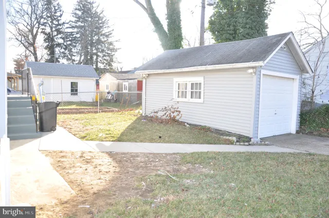 $330,000 | 301 Laurel Avenue, Woodlynne, NJ 08107