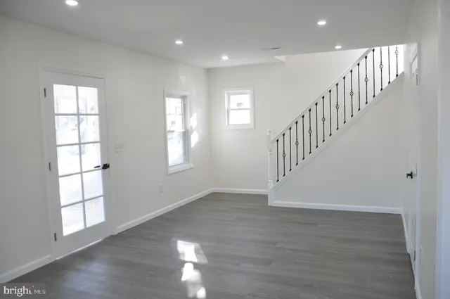 $330,000 | 301 Laurel Avenue, Woodlynne, NJ 08107