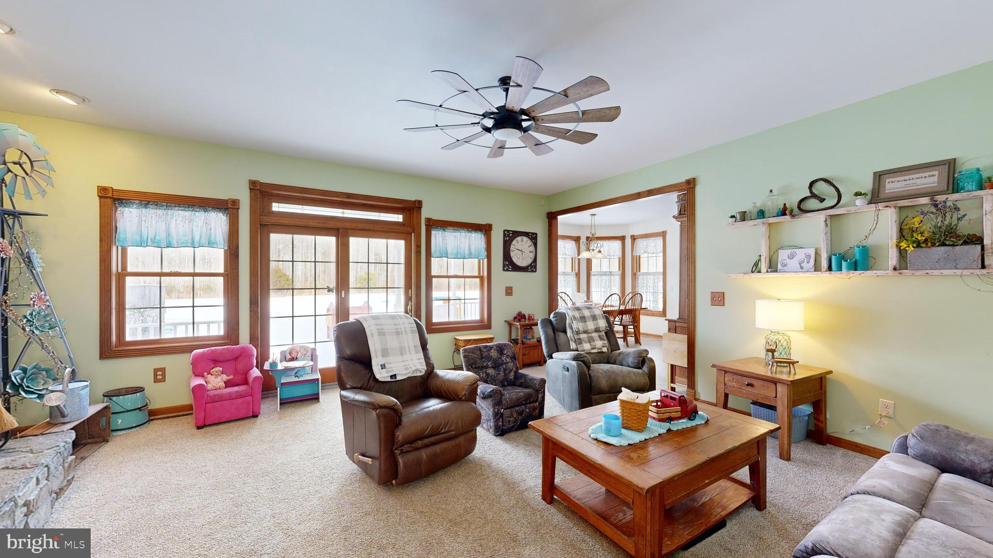 460 John Hurd Road Harrington, DE 19952 - Photo 36 of 94 Family room with doors to the covered porch