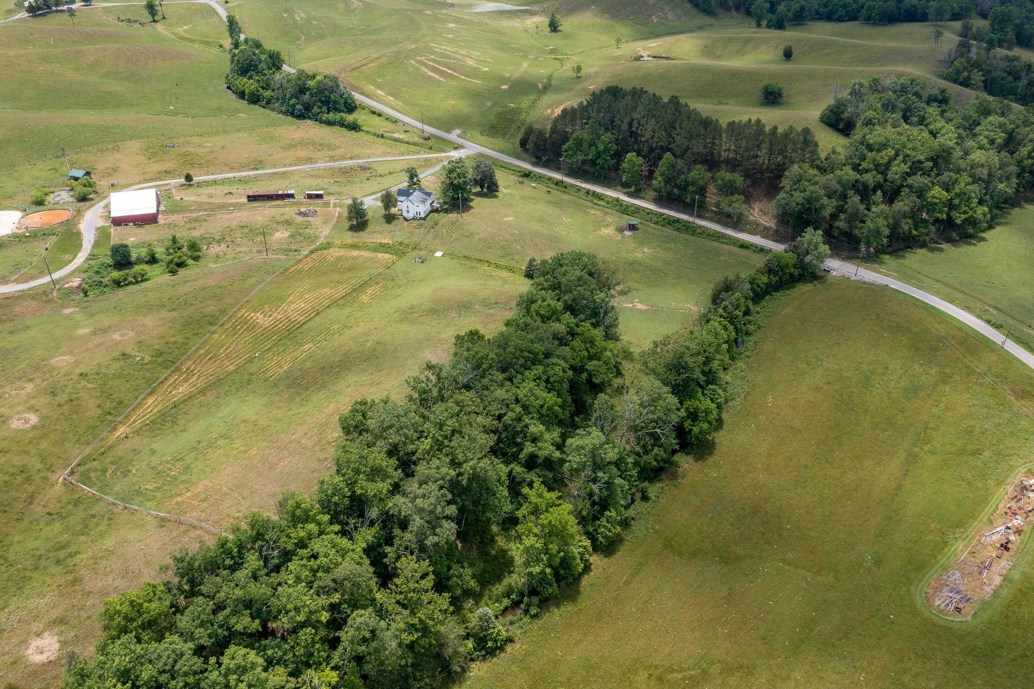 169 Speedwell Road Rogersville, TN 37857 - Photo 11 of 67 169 Speedwell Road (10 of 67)