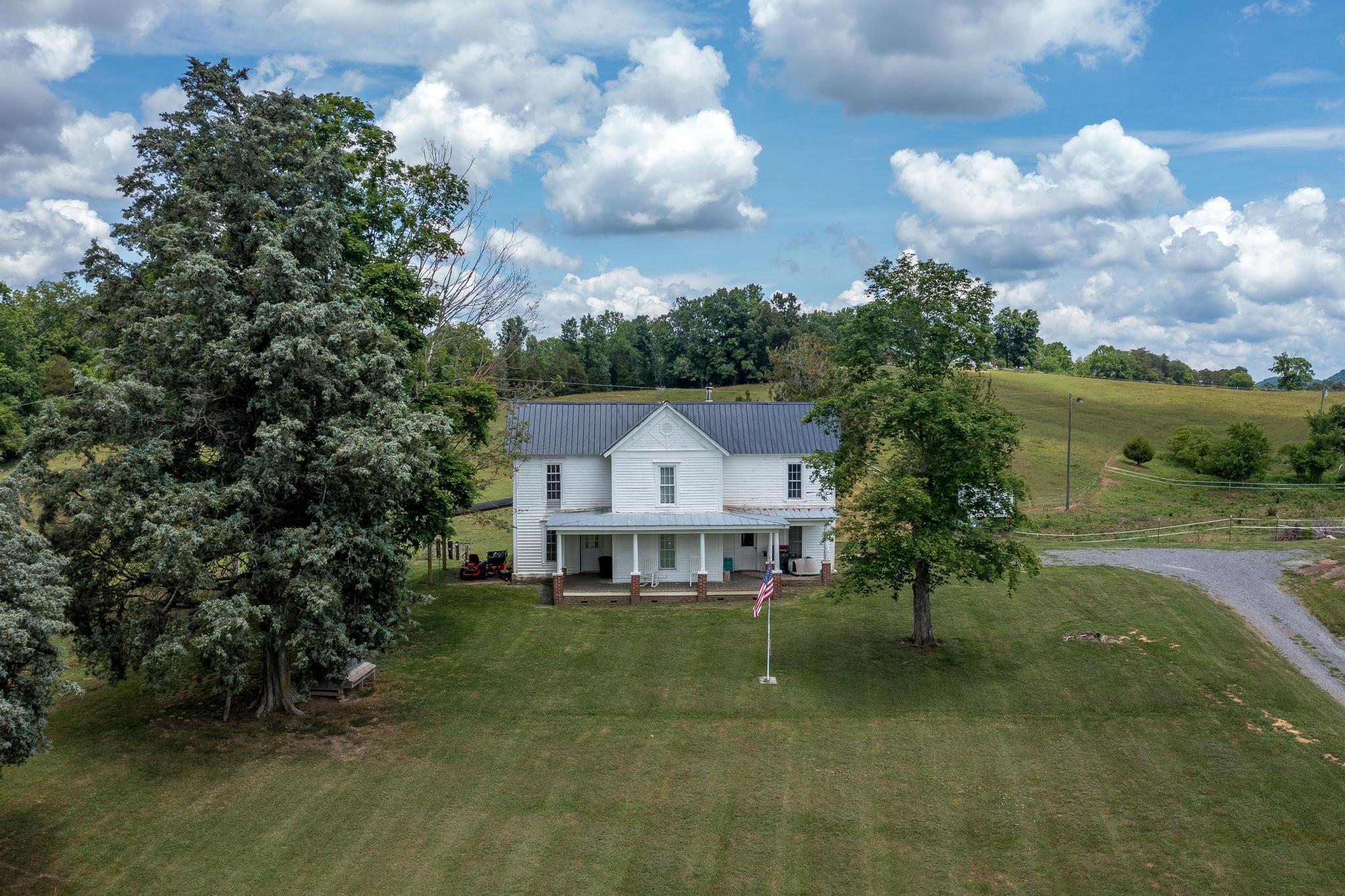 169 Speedwell Road Rogersville, TN 37857 - Photo 17 of 67 169 Speedwell Road (16 of 67)