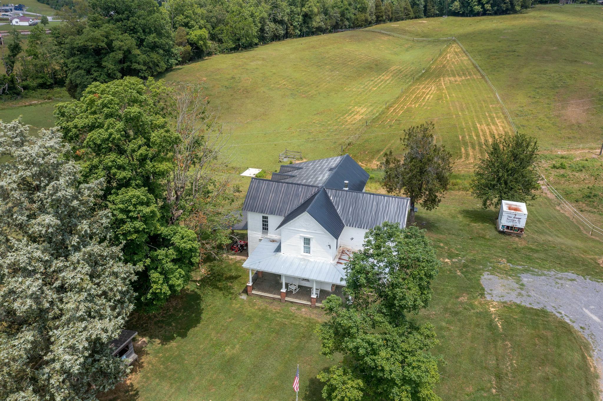 169 Speedwell Road Rogersville, TN 37857 - Photo 19 of 67 169 Speedwell Road (18 of 67)