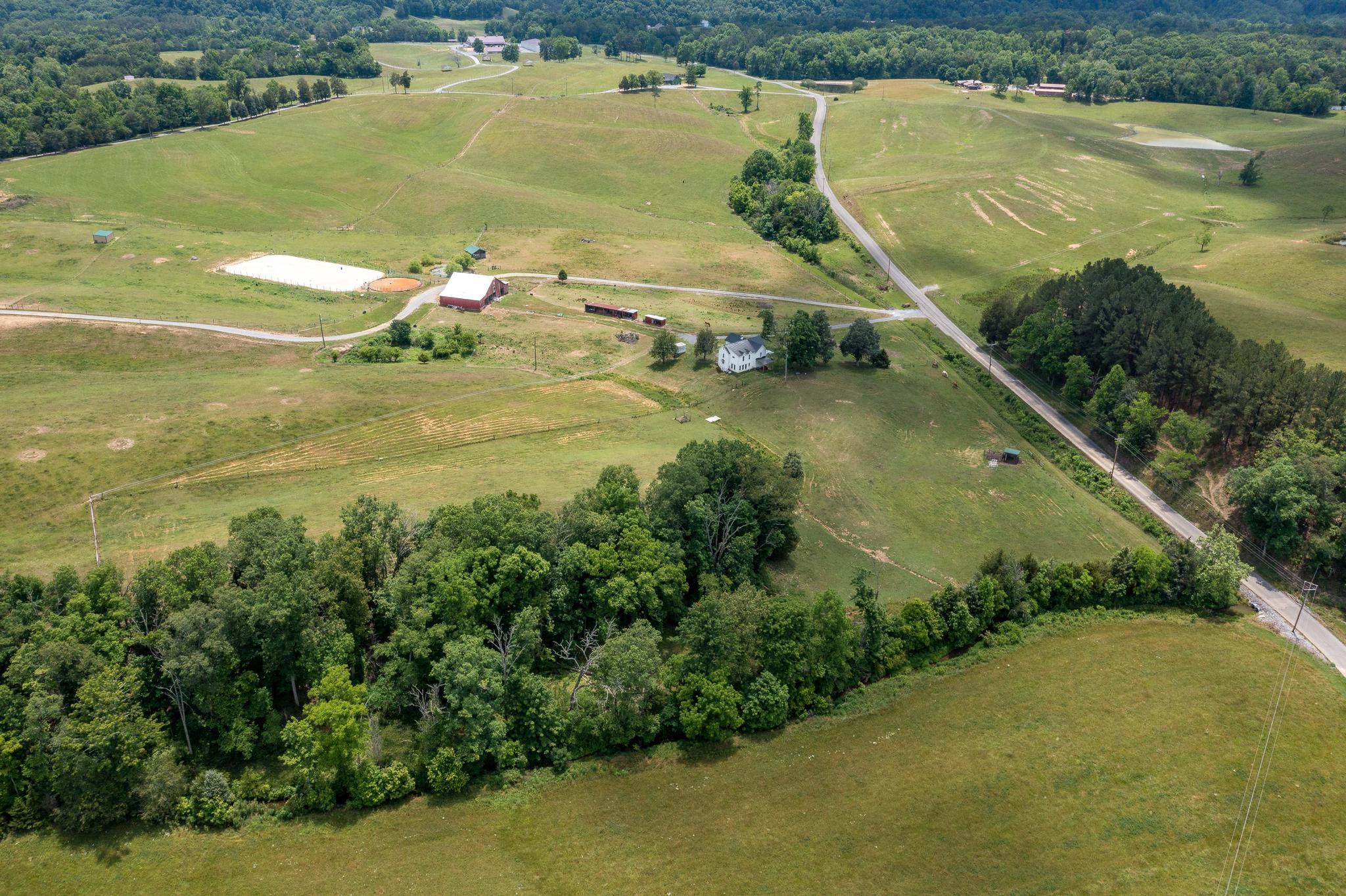 169 Speedwell Road Rogersville, TN 37857 - Photo 7 of 67 169 Speedwell Road (6 of 67)