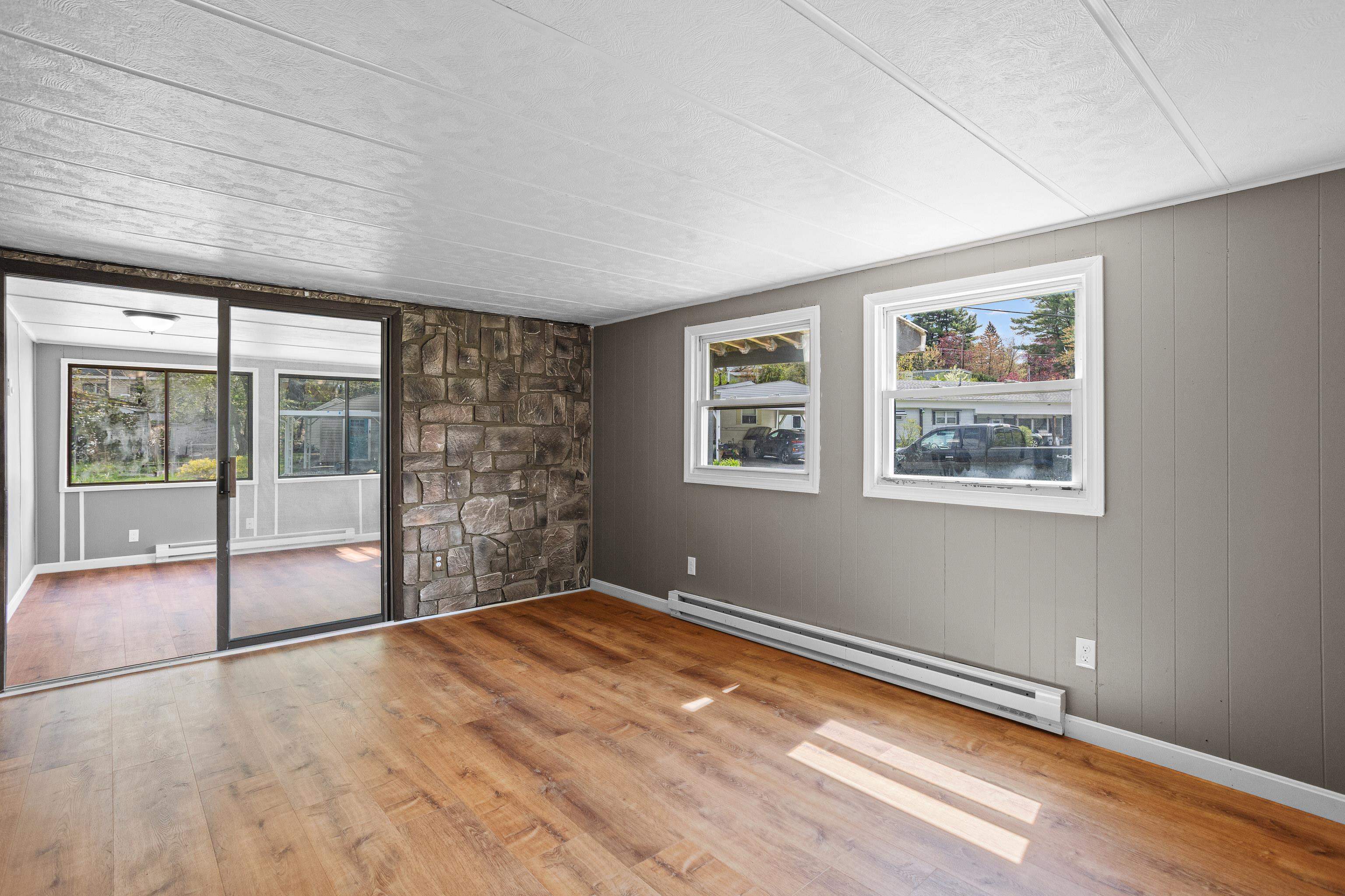 8 Dart Street Hooksett, NH 03106 - Photo 14 of 36