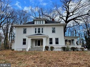 5601 South Bend Road Baltimore, MD 21209 - Photo 2 of 24