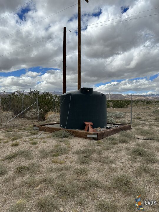 920 Joshua Road El Centro, CA 92243 - Photo 3 of 9 Gallery Image 3
