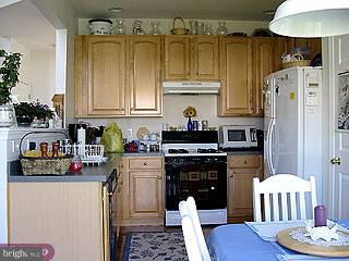 124 Threadleaf Terrace Burlington, NJ 08016 - Photo 4 of 6
