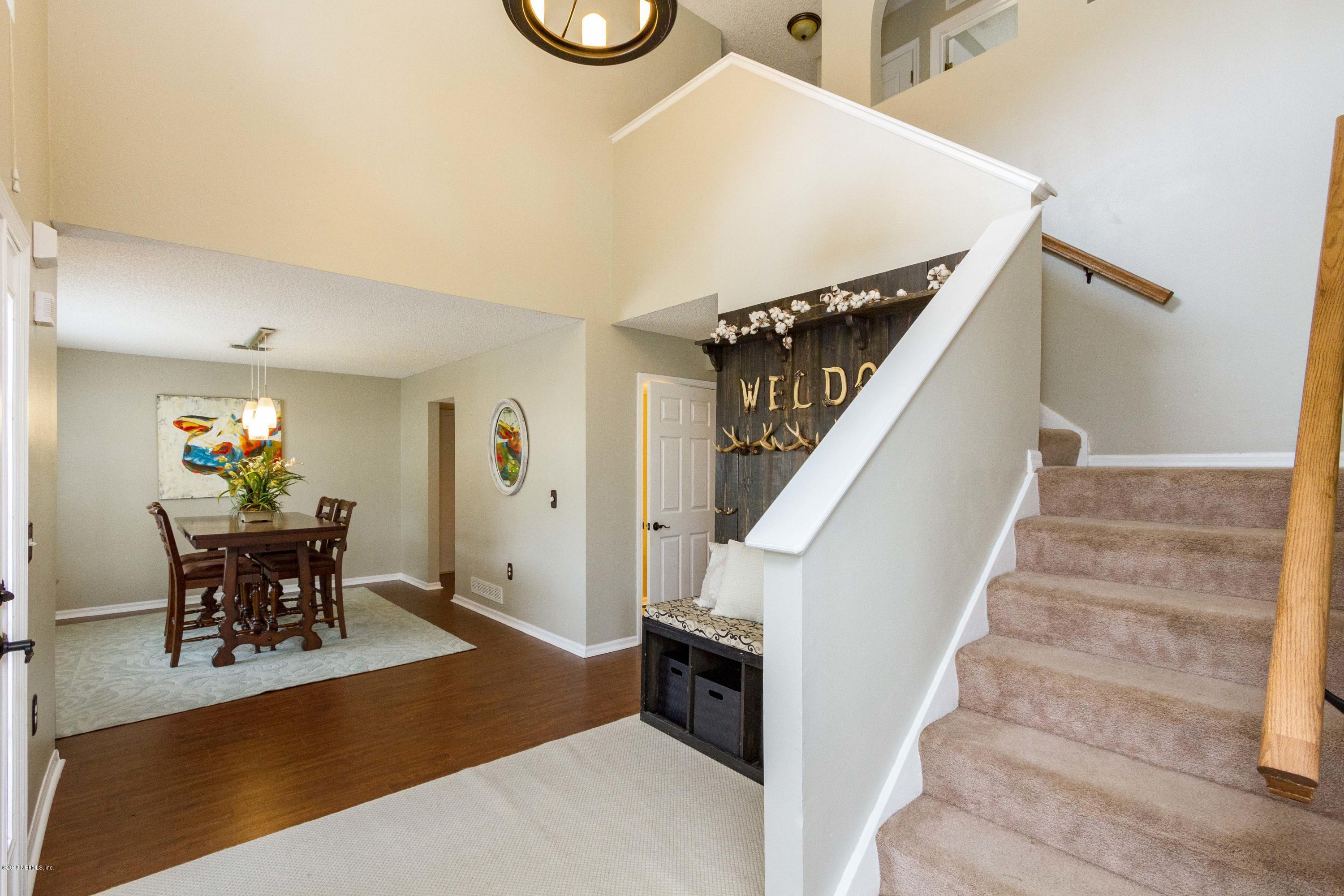 12437 Hickory Forest Road Jacksonville, FL 32226 - Photo 18 of 62 Staircase