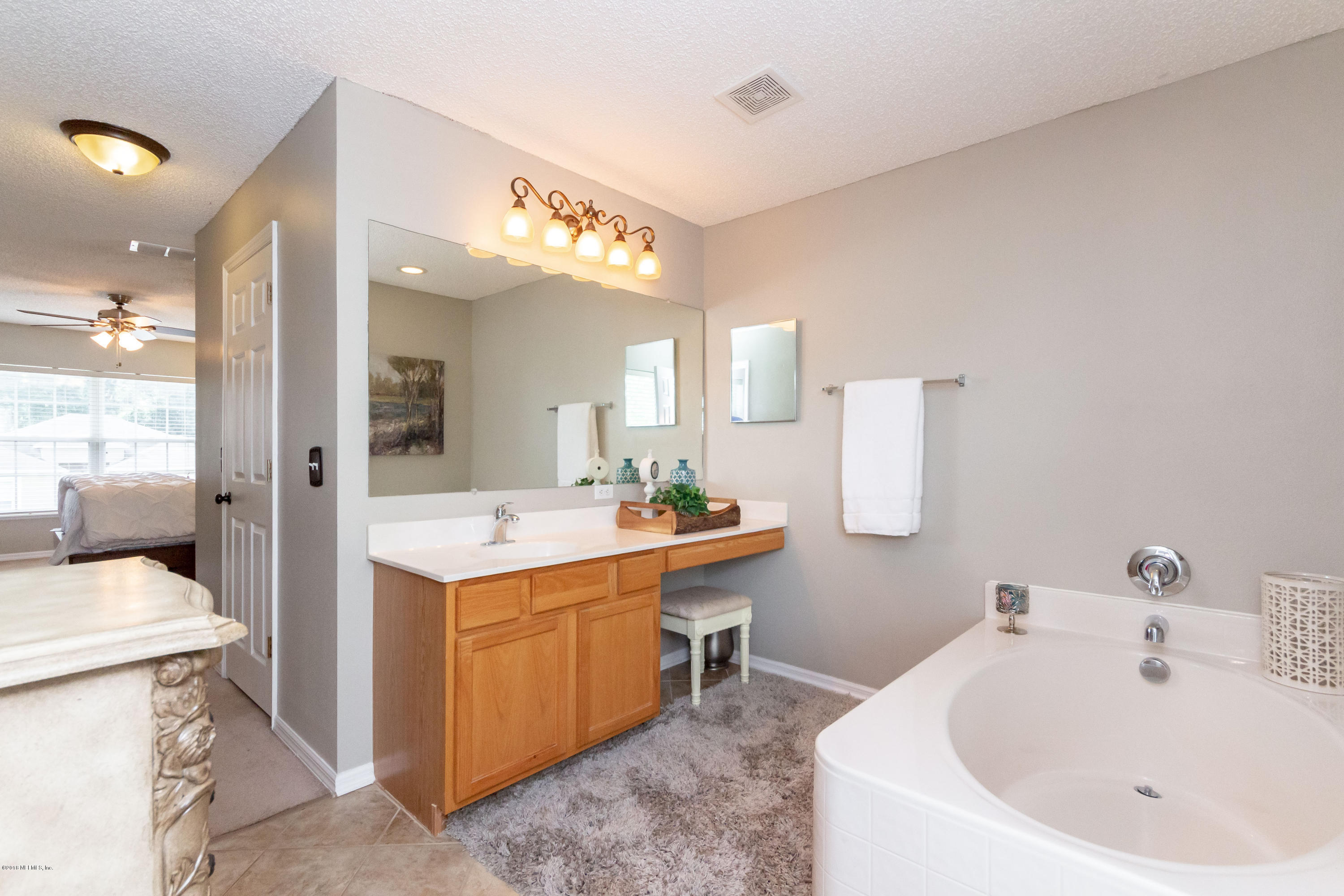 12437 Hickory Forest Road Jacksonville, FL 32226 - Photo 25 of 62 Master Bathroom