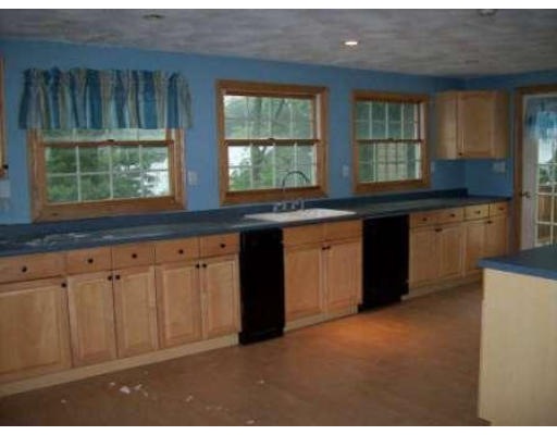 904 Boston Road Billerica, MA 01821 - Photo 4 of 21
