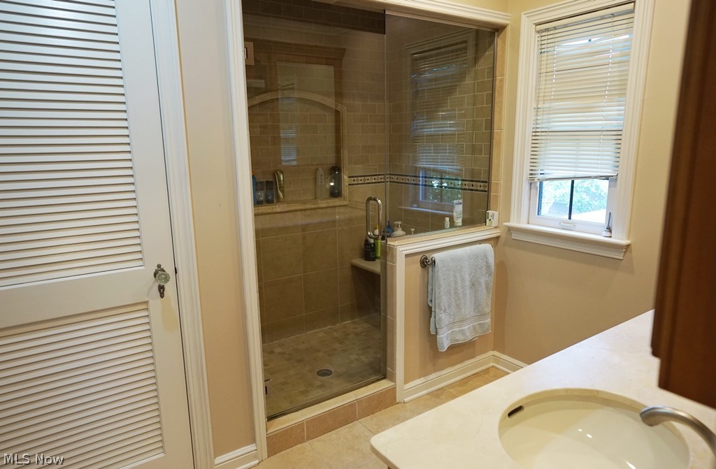 3290 Chalfant Road Cleveland, OH 44120 - Photo 12 of 14 Gallery Image 12