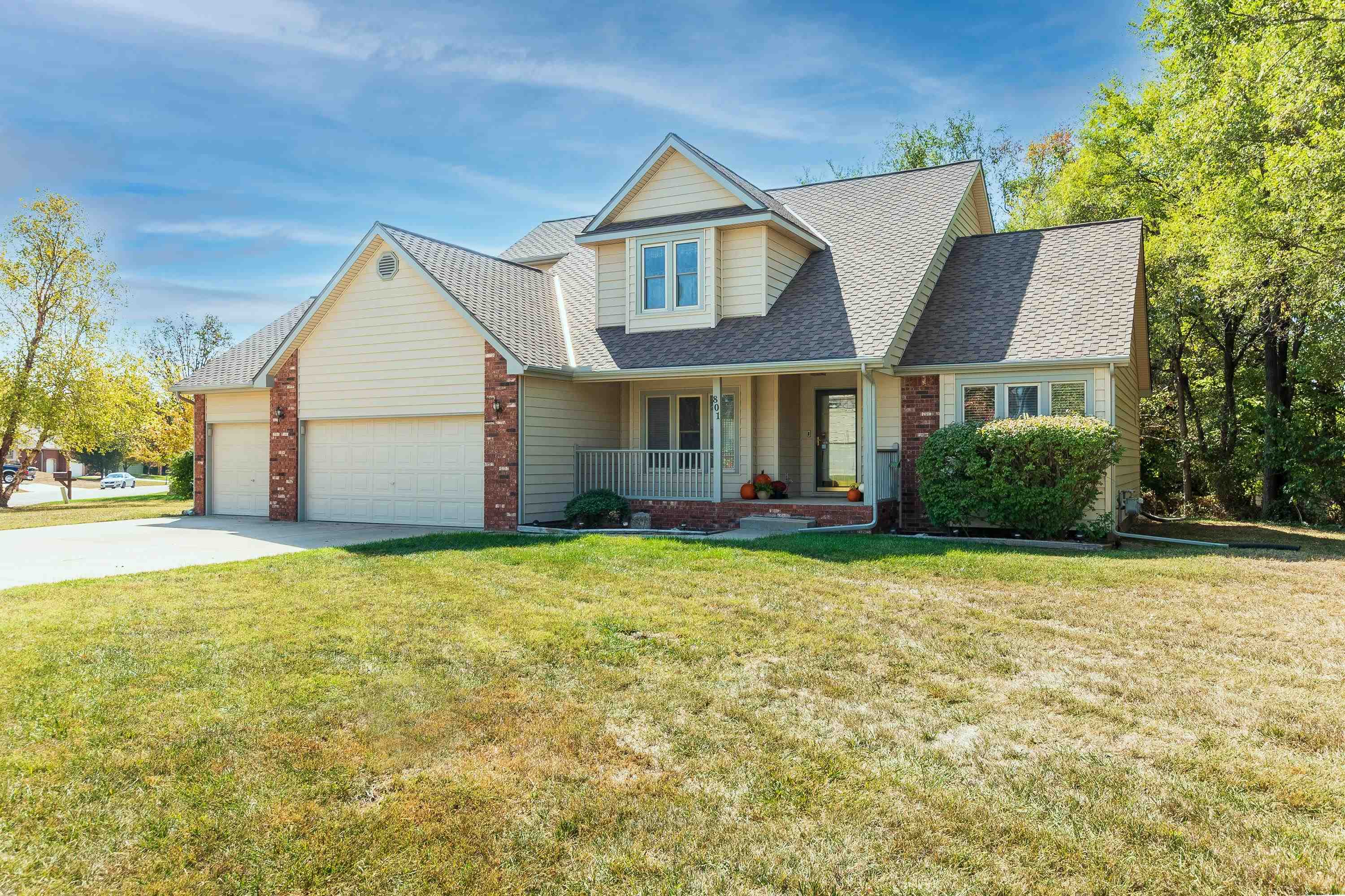 801 South Stagecoach Street Wichita, KS 67230 - Photo 2 of 20