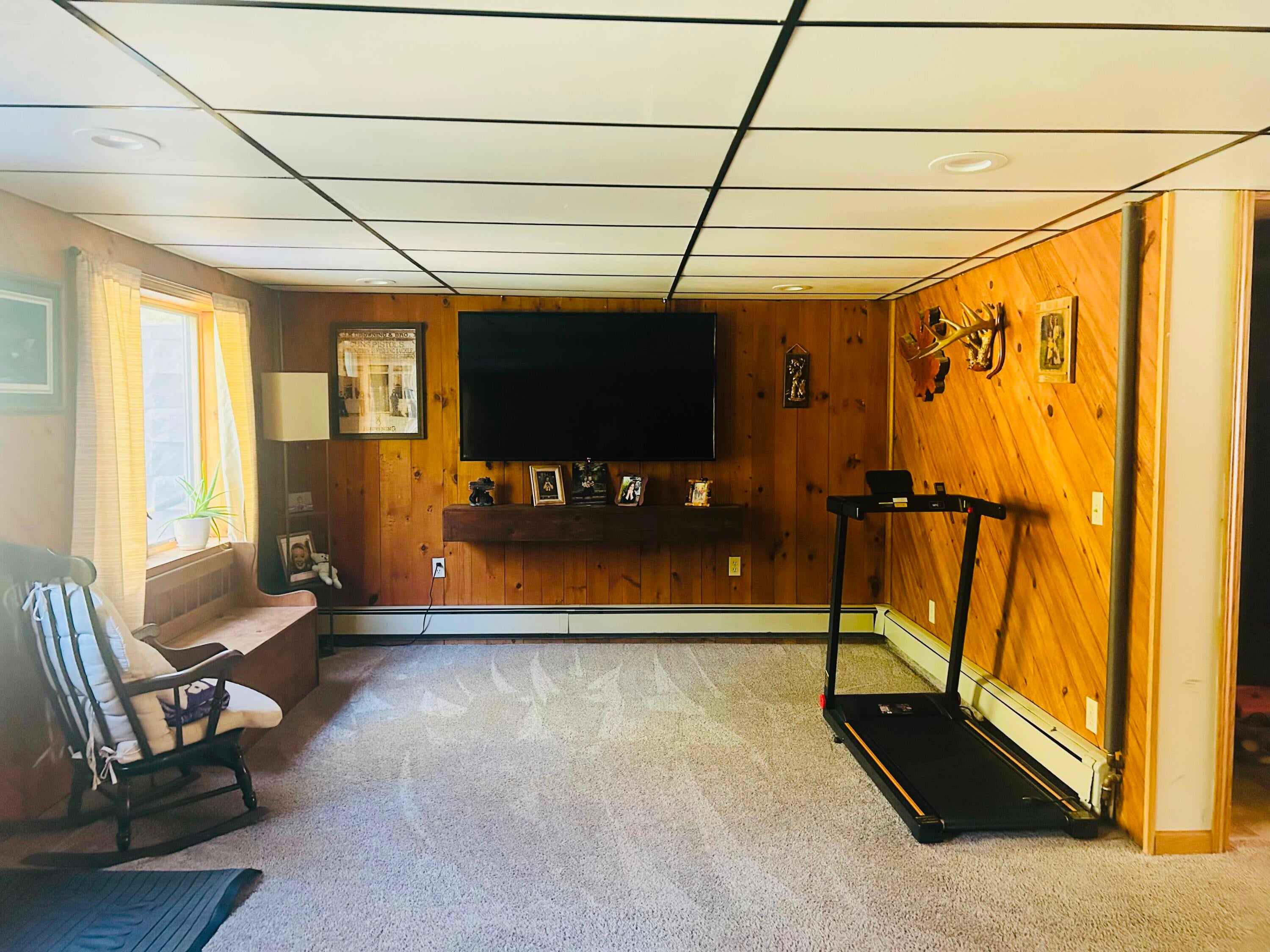 1370 Deer Valley Road Alpena, MI 49707 - Photo 18 of 36 Family Room