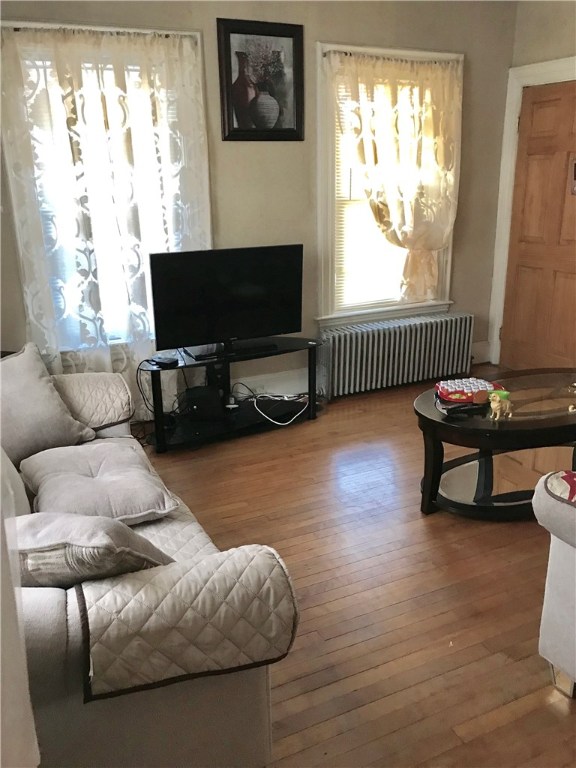 93 Knowles Street Pawtucket, RI 02860 - Photo 17 of 38 Gallery Image 17