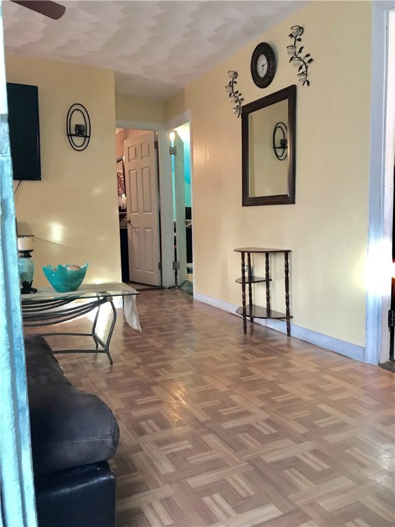 93 Knowles Street Pawtucket, RI 02860 - Photo 8 of 38 Gallery Image 8