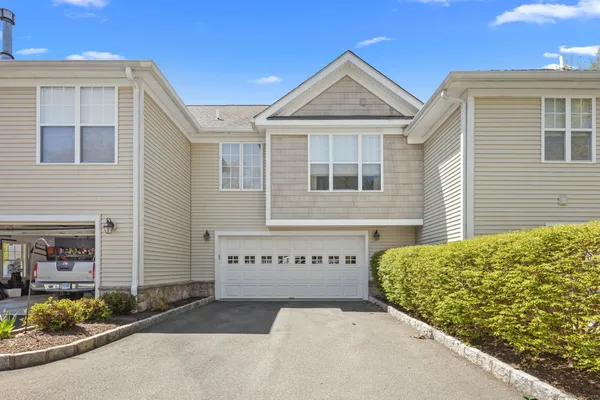 $4,000 | 42 Jo Al, Unit 42, Newtown, CT 06470