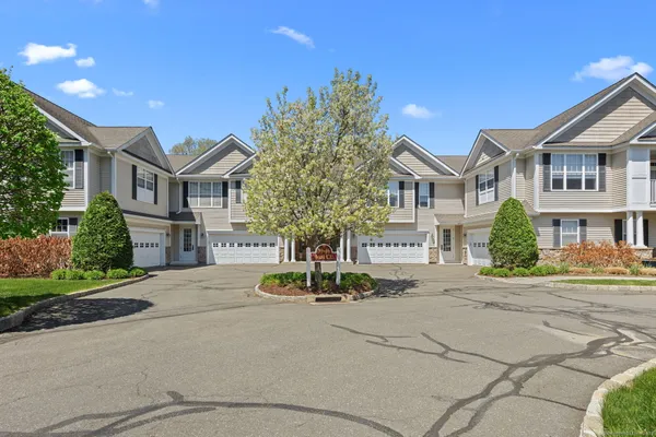 $4,000 | 42 Jo Al, Unit 42, Newtown, CT 06470