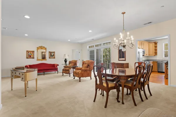 $4,000 | 42 Jo Al, Unit 42, Newtown, CT 06470