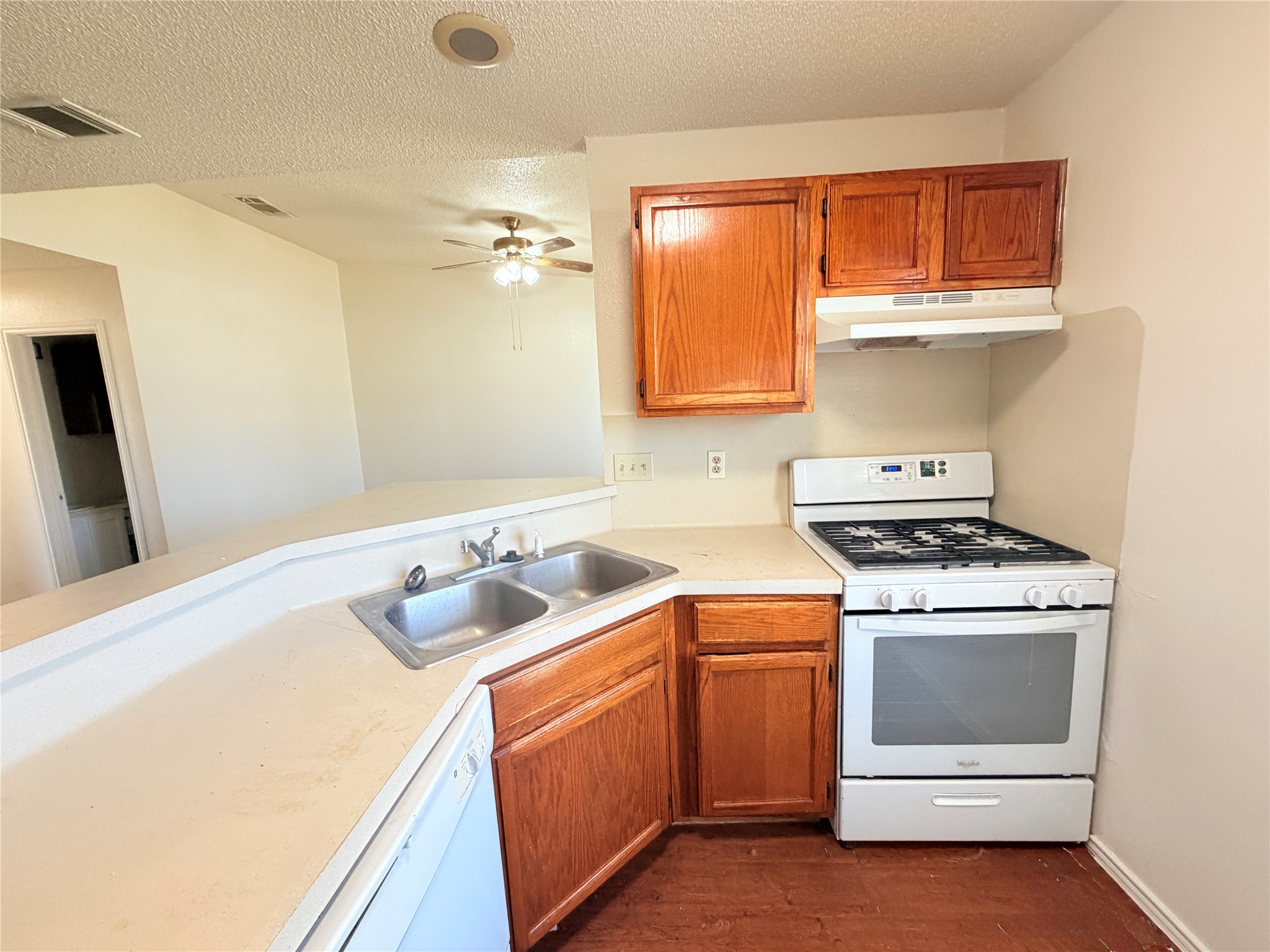 1213 Ridgemont Street Round Rock, TX 78664 - Photo 11 of 29