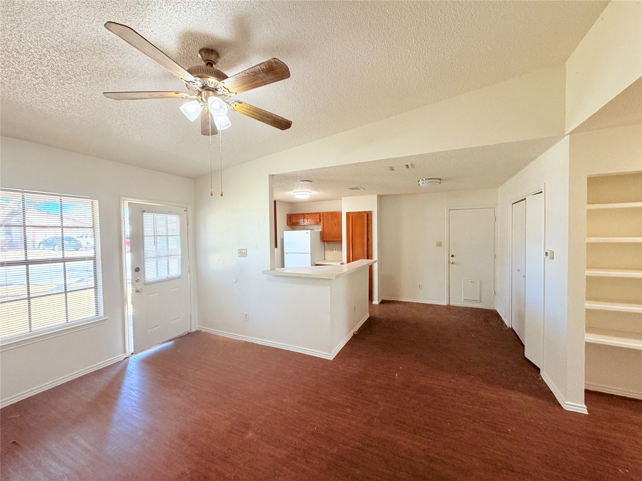 1213 Ridgemont Street Round Rock, TX 78664 - Photo 3 of 29