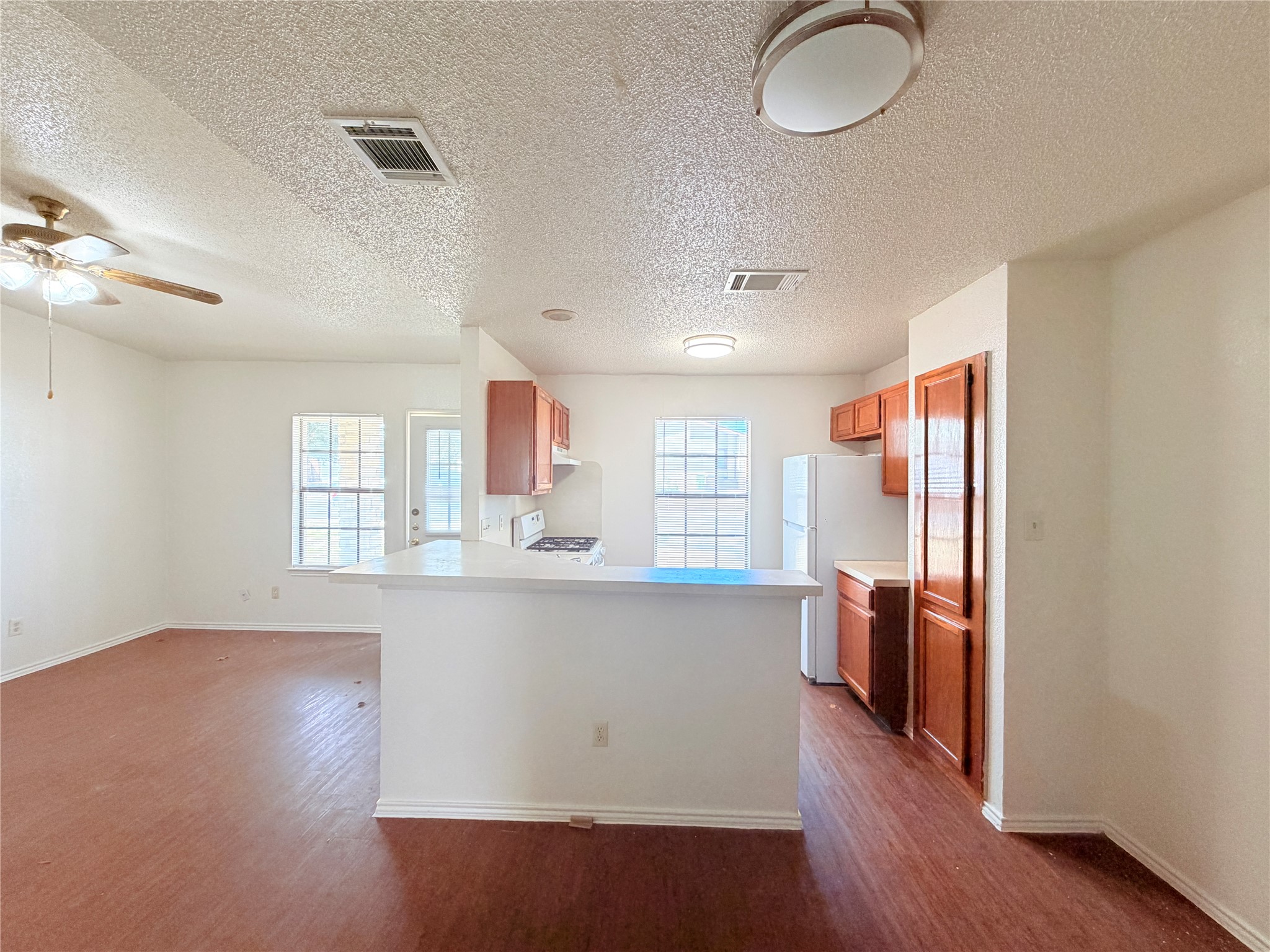 1213 Ridgemont Street Round Rock, TX 78664 - Photo 7 of 29