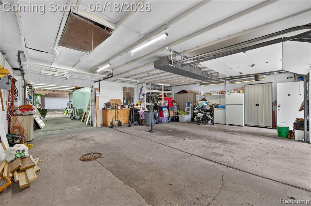 44850 Ecorse Road Belleville, MI 48111 - Photo 27 of 36