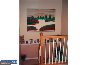 3307 Orchard View Road Reading, PA 19606 - Photo 5 of 10 Foyer