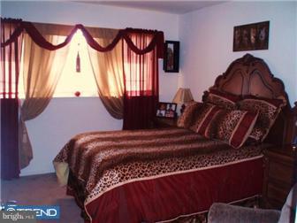 3307 Orchard View Road Reading, PA 19606 - Photo 6 of 10 Bedroom - Main