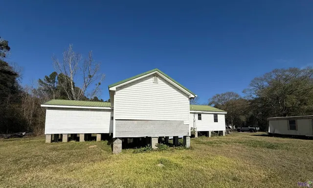 $132,000 | 26655 Persimmon Road, Denham Springs, LA 70726