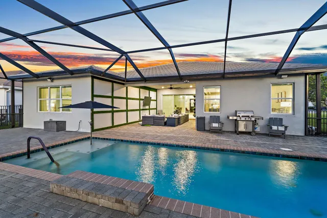 view of an buildings