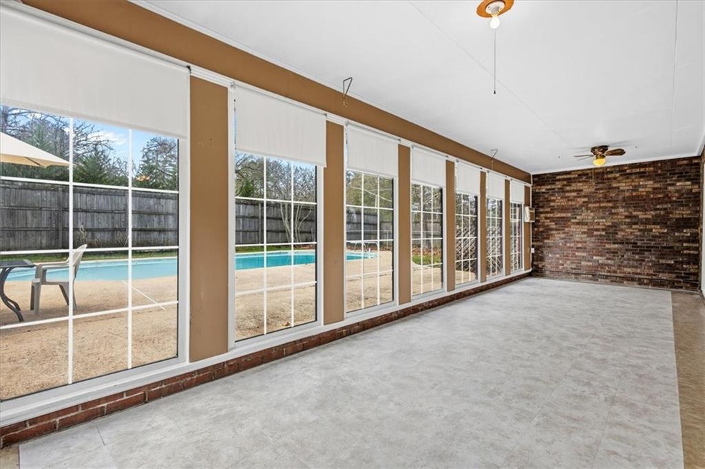 202 Ridgewood Road Cedartown, GA 30125 - Photo 44 of 45 a view of an empty room with windows