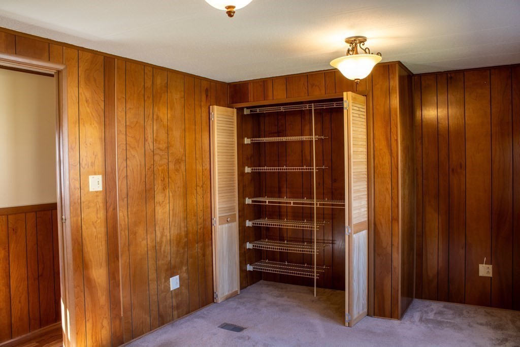 28 Lamplighter Lane Springfield, MA 01119 - Photo 15 of 27 Gallery Image 15